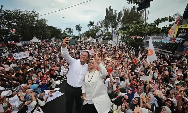 Anies Baswedan saat kampanya Pilpres 2024 di Jakarta Stadium (Foto: Instagram/@fery.farhati)