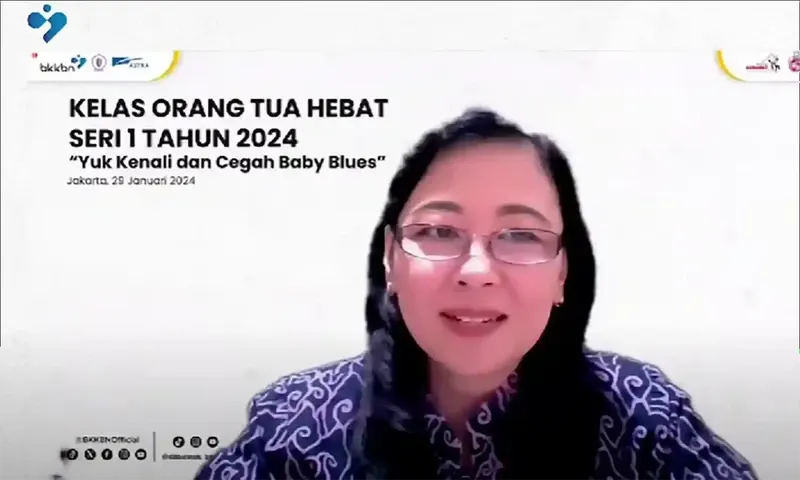 Psikolog dari Ikatan Psikologi Klinis Himpunan Psikologi Indonesia (HIMPSI), Naftalia Kusumawardhani dalam pers conference kerabat seri satu 2024 dengan tema Yuk Kenali dan Cegah Baby Blues. (Foto: Tangkapan Layar/Youtube BKKBN)