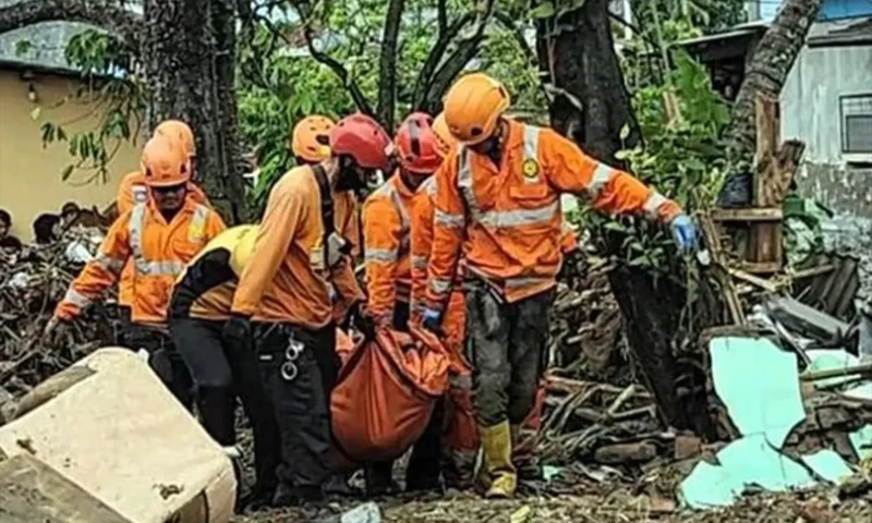 Ilustrasi Evakuasi Korban Bencana (Foto: Dok. Sinar Harapan)