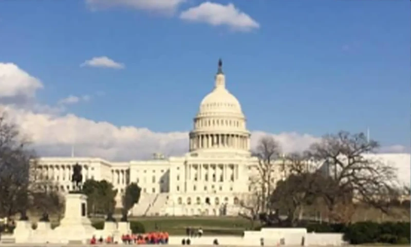 Penampakan Gedung Putih yang dikenal sebagai tempat resmi presiden Amerika sejak tahun 1800. (Foto: Instagram @gedungputihamerika)