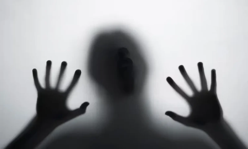 Kasus bunuh diri di kalangan mahasiswa semakin memprihatinkan, pasalnya dalam tiga tahun terakhir ada sekitar 26 kasus bunuh diri di kalangan mahasiswa. (Foto: Freepik)