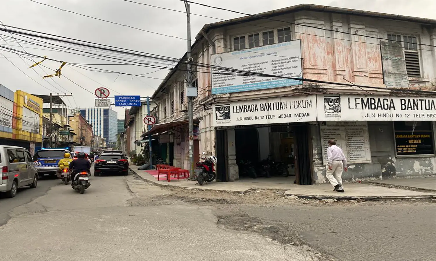 Kantor LBH Medan yang terletak di Jalan Hindu Medan. (Foto: PARBOABOA/Deddy Irawan)