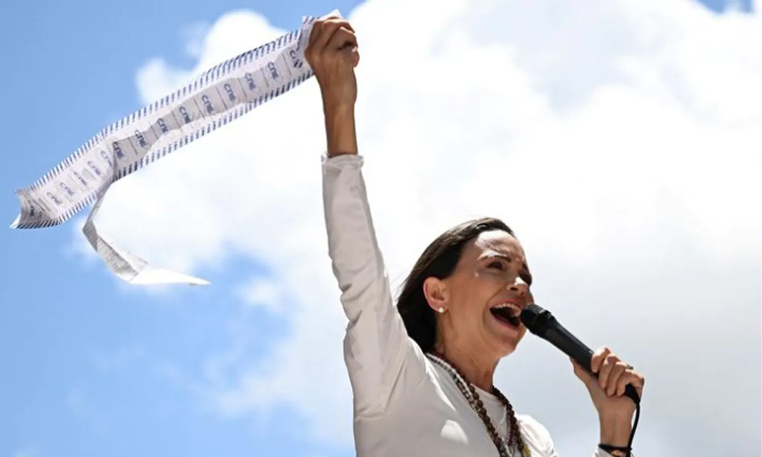 Pemimpin oposisi Venezuela, Maria Corina Machado, saat wawancara dengan AFP di Caracas pada 25 Juli 2024. Machado pada Jumat (10/10/2025) diumumkan sebagai pemenang penghargaan Nobel Perdamaian.(Foto : Dok. AFP)