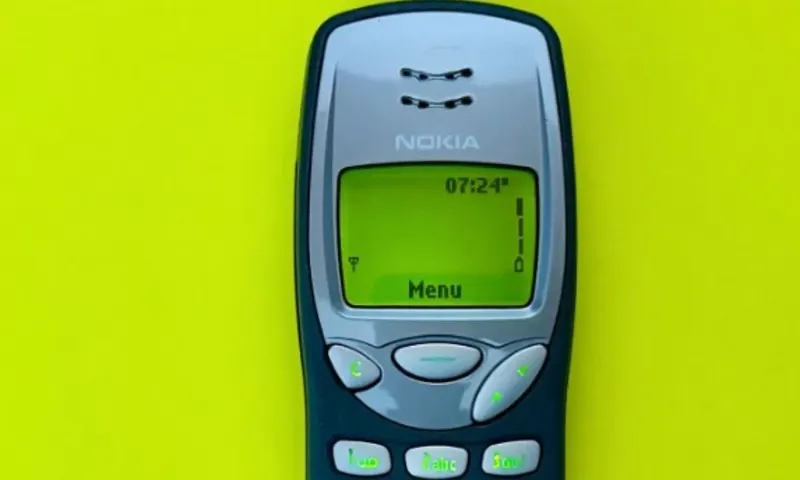 Rilis ulang nokia 3210 dan transformasi nokia dari masa ke masa. (Foto: Instagram/@nokia3210)