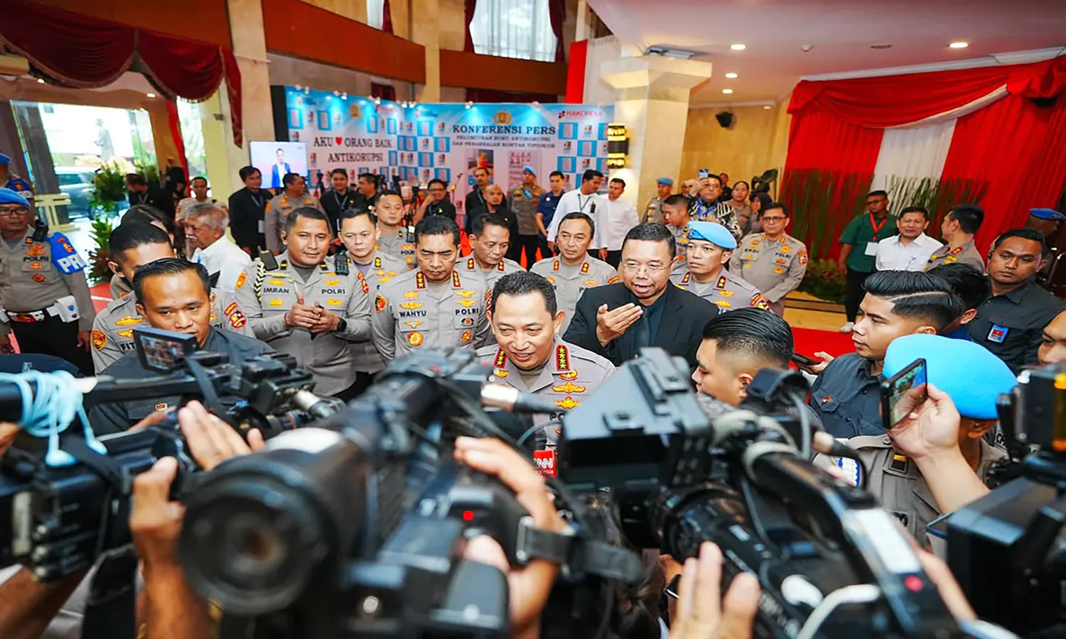 Kapolri Jenderal Listyo Sigit mengungkapkan dirinya telah menugaskan Kabareskrim Polri untuk mengusut tuntas kasus teror ke Kantor Media Tempo (Foto: IG/@listyosigitprabowo)