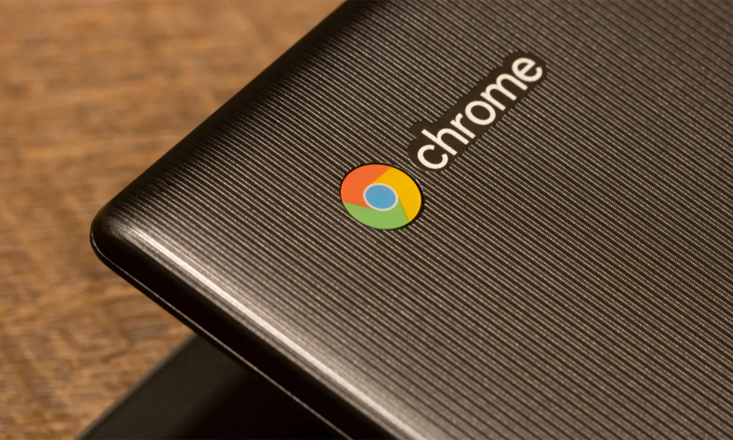 Kejagung menetapkan empat tersangka dalam kasus pengadaan laptop Chromebook di lingkungan Kemendikbudristek. (Foto: Tada Images/Shutterstock)