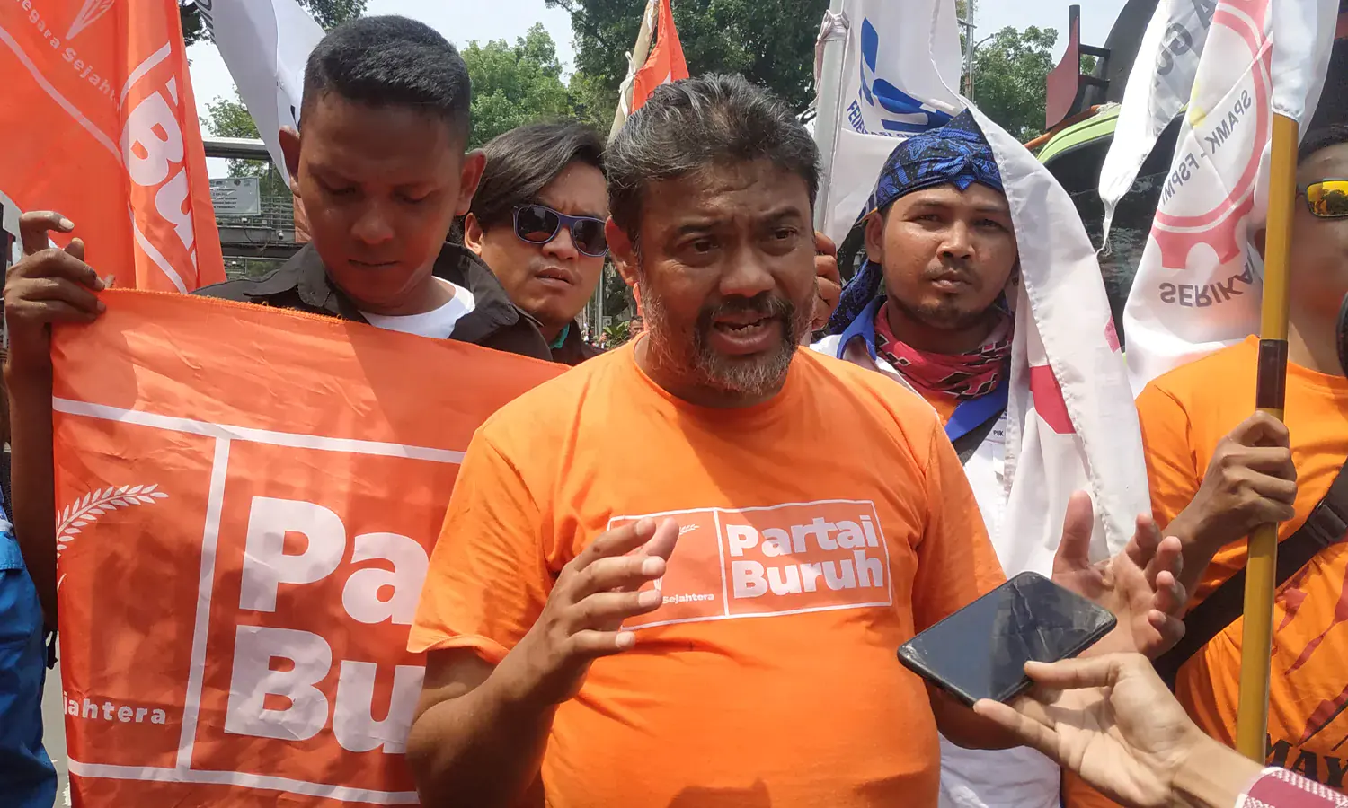 Partai Buruh berencana menguji materiil Peraturan Pemerintah Pengganti Undang-Undang (Perppu) Nomor 2 Tahun 2022 tentang Cipta Kerja ke Mahkamah Konstitusi (MK) pada 15 April 2023 mendatang. (Foto: Parboaboa/Sondang)