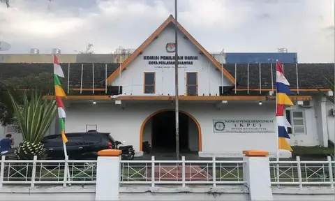 Ada 6 Parpol Ngebut Melengkapi Berkas untuk Verfak di Pematang Siantar