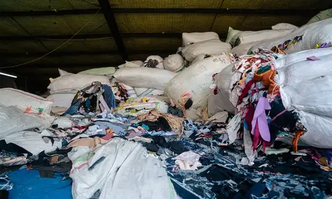 Urgensi Pendidikan Ekologi: Langkah Krusial Atasi Limbah Pakaian di Pematangsiantar