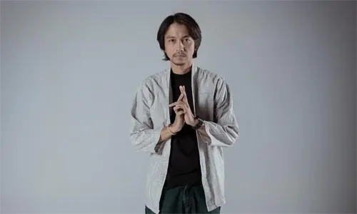 Profil dan Biodata Fiersa Besari, Lengkap Agama, Umur, Istri, Anak, dan Perjalanan Karier