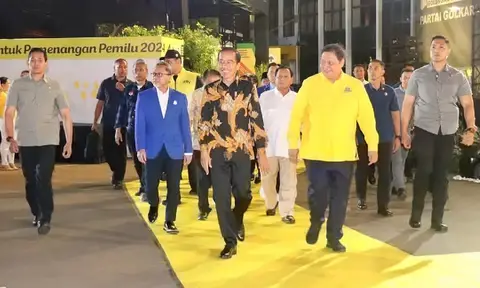 Wacana Jokowi Login Golkar, Harapan Baru atau Akhir Mimpi Kader?