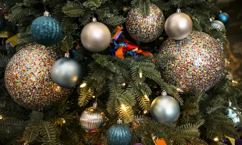 Makna Pohon Natal dan Ornamennya