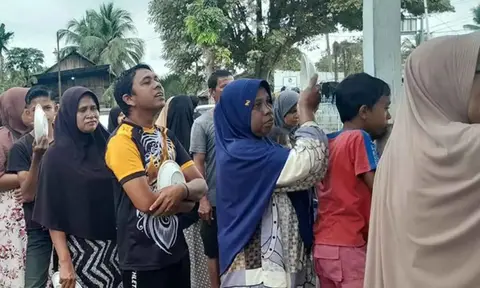 Respons Cepat Pemerintah: Anggaran Tambahan dan Layanan Dukcapil Dipercepat di Sumatra