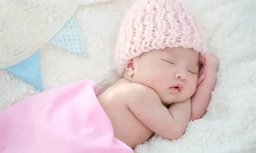 60+ Perlengkapan Bayi Baru Lahir yang Praktis dan Anti Mubazir