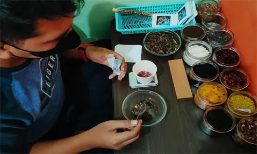 Ada Asa dari Teh, Memantik Wahyudi Memilih Jalan Berbisnis