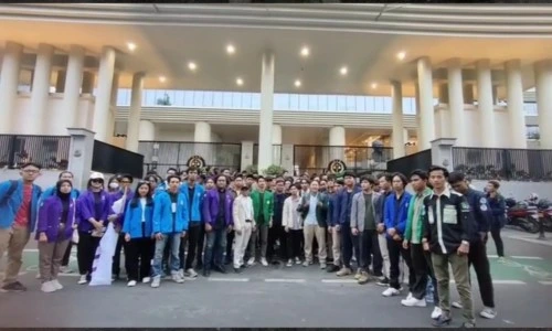 Kepanikan Penguasa di Balik Dugaan Intimidasi BEM Trisakti