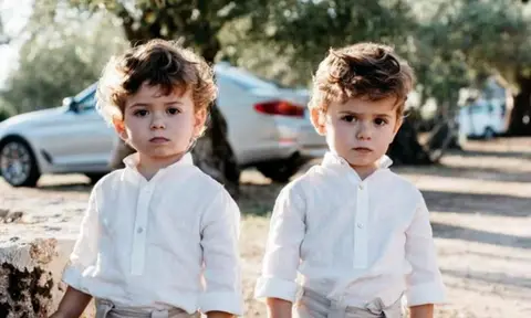 Manusia Punya 7 Kembaran di Dunia, Benarkah atau Hanya Mitos Belaka? 